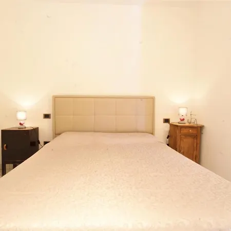 Flavia Apartment Imperia